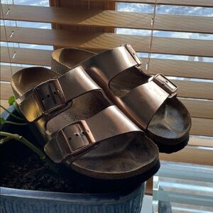 Genuine rose gold metallic leather Birkenstock platform sandal 39N 39